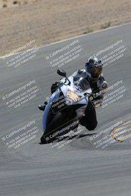 media/Apr-09-2023-SoCal Trackdays (Sun) [[333f347954]]/Turn 10 (115pm)/